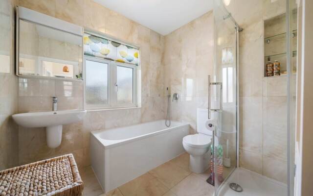 A Delightful 4-bedroom Home With a Private Garden