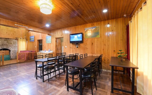 Hotel Eco Groves by OYO Rooms