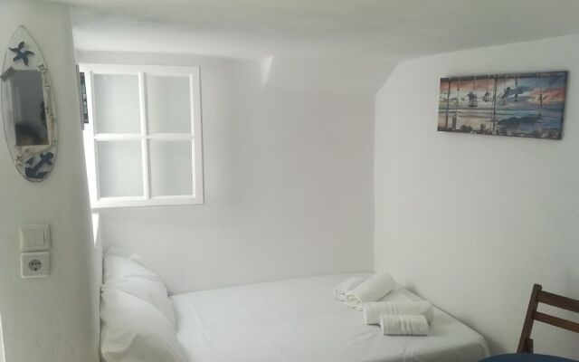 Mykonian Eclectic Studio For 2