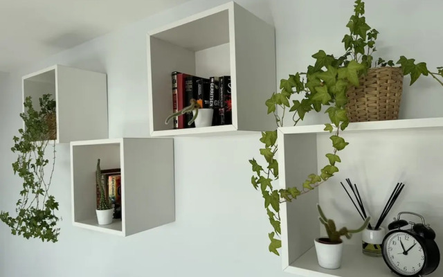 Peaceful Studio Apartment With Amazing Views