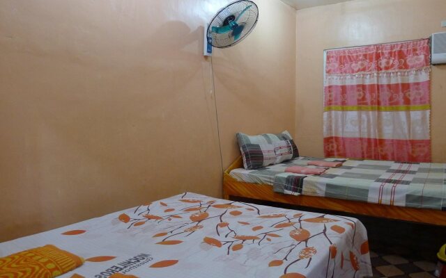 Mochileros Guesthouse