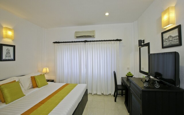 The Cyclo Residence Suite