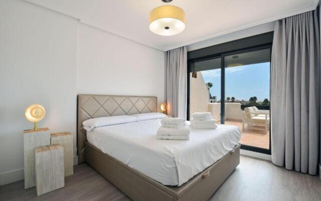 Sunset Golf 2-08 Adosada