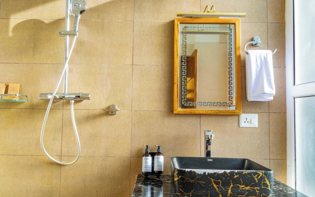 Mhendo Hotel & Studio Suites