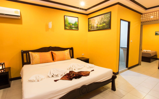 Hotel Grand Orchid Inn