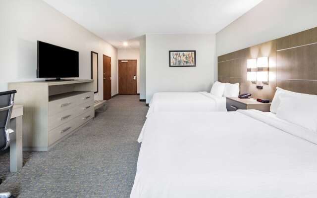 La Quinta Inn & Suites by Wyndham Jackson/Cape Girardeau