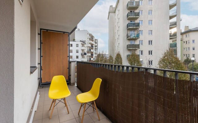 Spacious Apartment in Warsaw by Renters