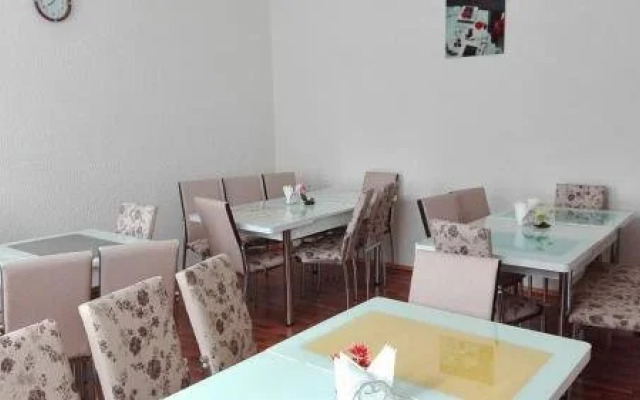 Hotel Lelo