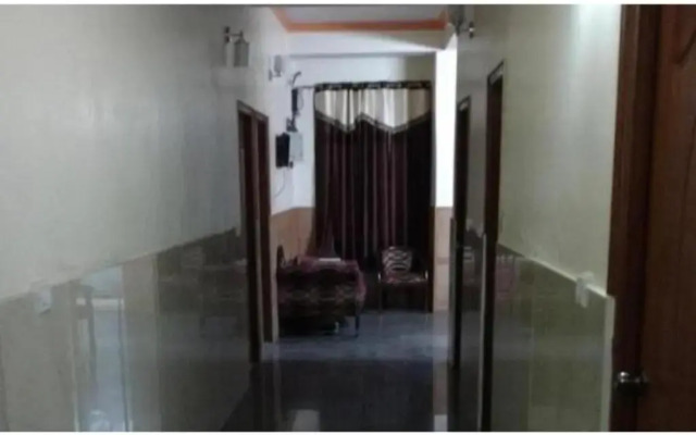Hotel Pratiksha