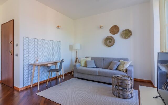 Green Rose by Wonderful Italy