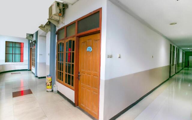 OYO 3031 Hotel Regenerasi