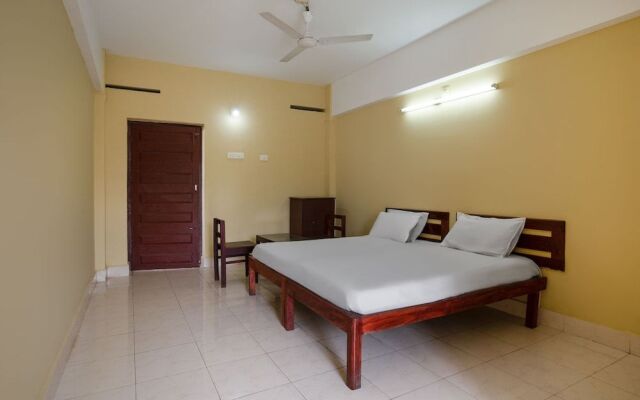 Spot On 49545 Sangamam Tourist Home