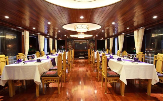Viola Cruise Halong Bay