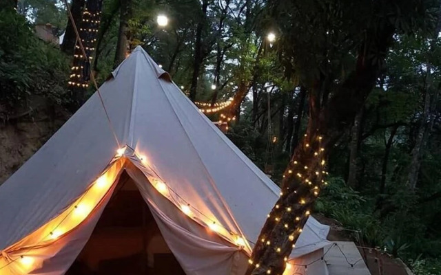 Casa Blanca Glamping and Tours