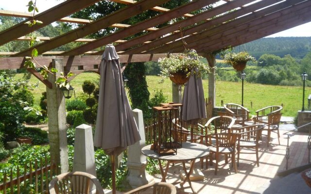 Chalet sur Lesse