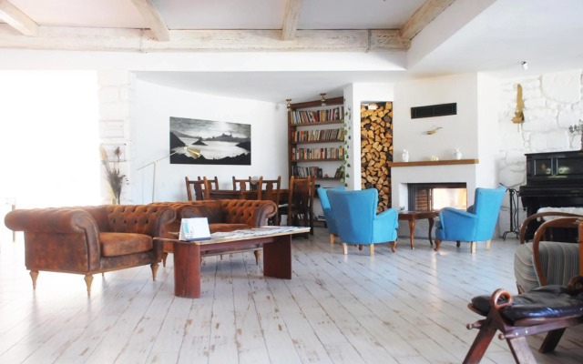 Flora Hotel Bodrum