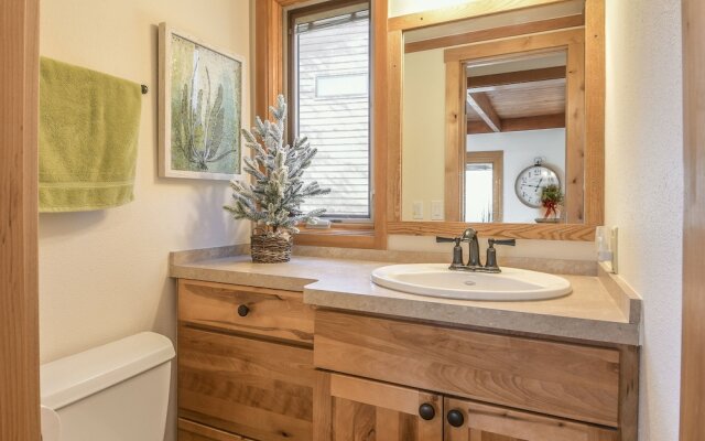 Tennis Townhomes 1336