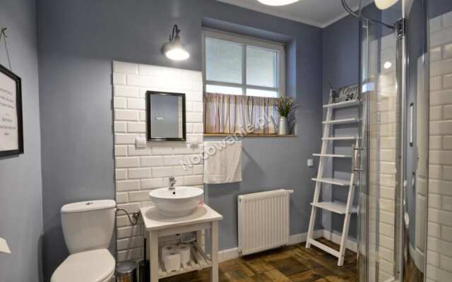 Sisters Lodge Hostel