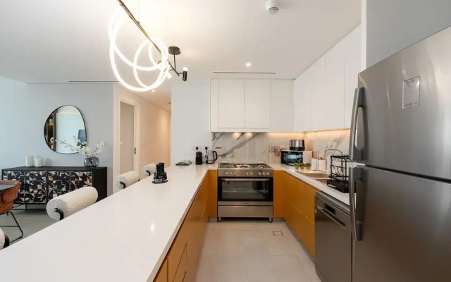 Stylish JBR 3BR M w Beach Access