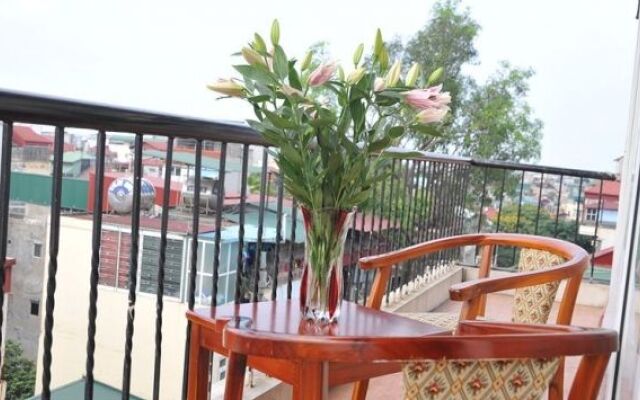 Hanoi An Father's Hotel & Travel