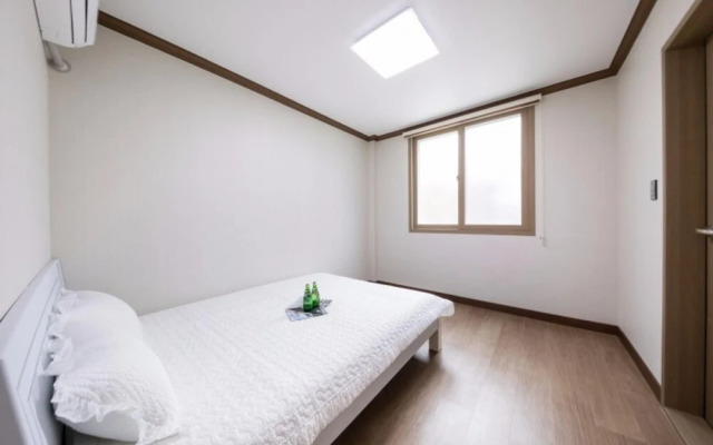 Gwangyang Seomjingang Geumteo Pension