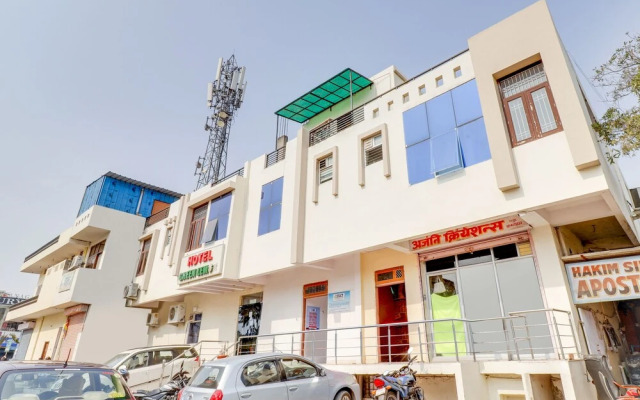 Oyo 6697 Hotel Green Lemon