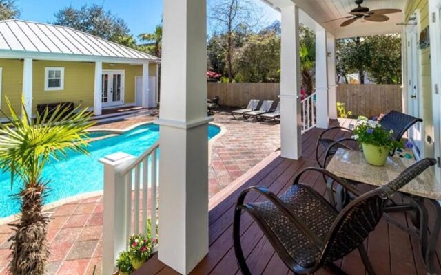 The Crystal Beach House - 1768742