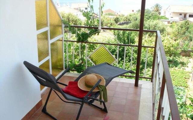 Romantic Apartment With Sea View Vinišće, Dalmatia