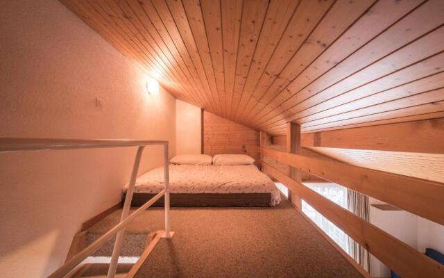 Central Wengen Wonderland: Mezzanine Studio for 4