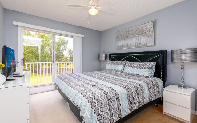 952lb 3 Bedroom Townhouse