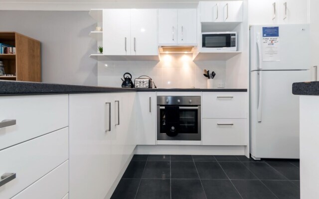 Bay Parklands, Unit 33/2 Gowrie Avenue