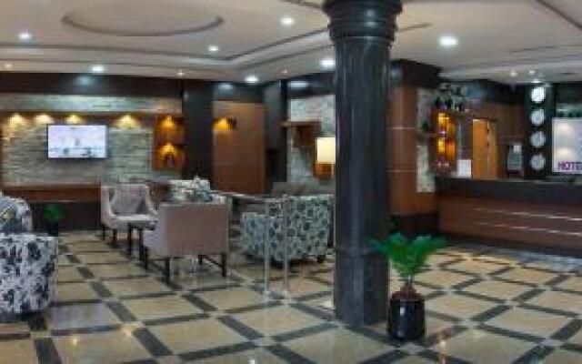 Al Farhan Suites Ishbillia