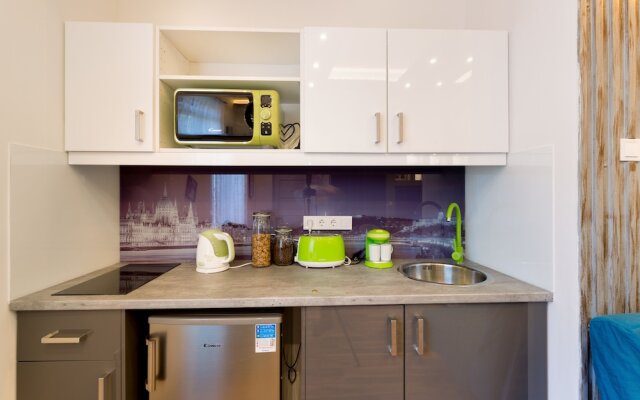 BPM - Downtown Studio and Luxury Apartments