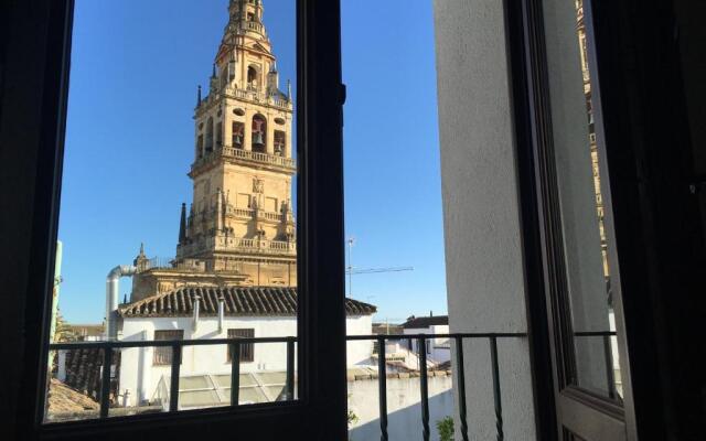 Apartamentos La Hoguera