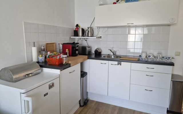 Royale en schone accommodatie met dakterras