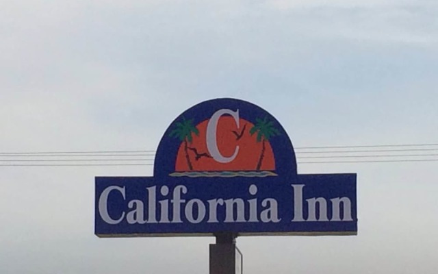 California Inn Hotel & Suites