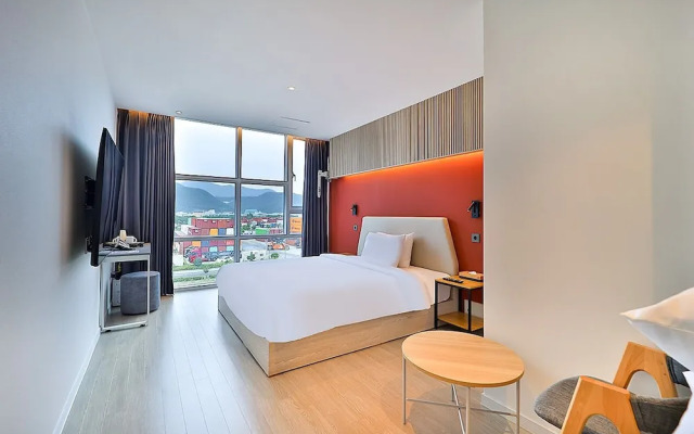 Browndot Busan Newport Signature