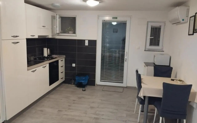 Apartment Tina