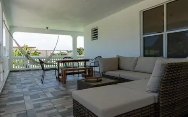 El Flamingo Beach Club