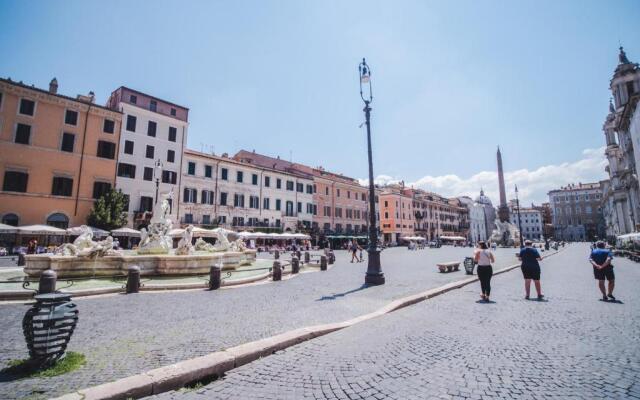 La Vetrina, The Renaissance Charme Of Piazza Navona