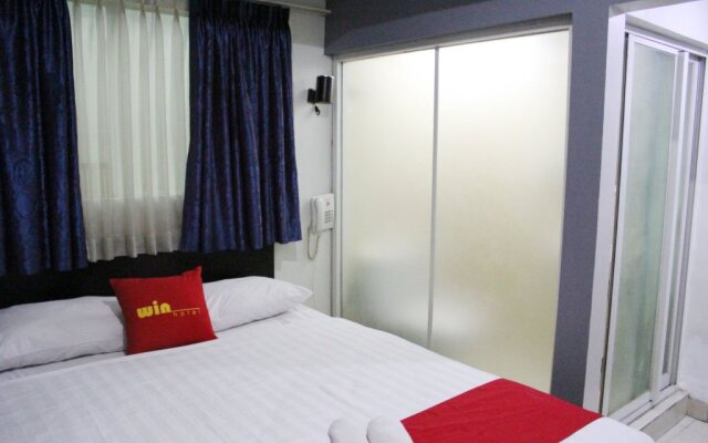 Win Hotel Blok M
