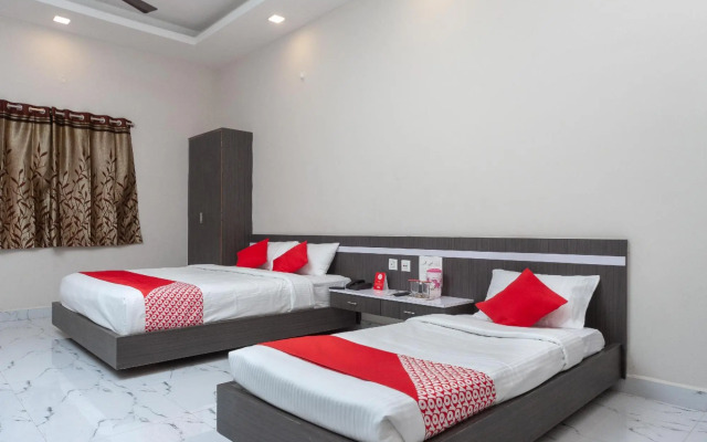 OYO 22300 Sri Ramachandra Guest House