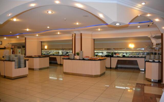 Kleopatra Dreams Beach Hotel