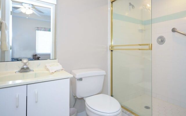 OC201 - Ocean Condo by RedAwning