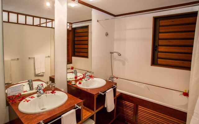 Oure Lodge Beach Resort