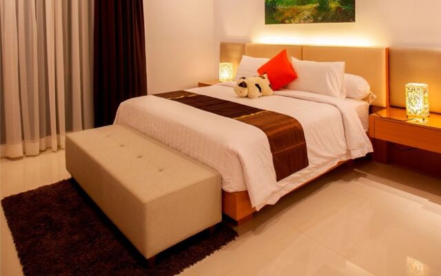 Ohara City View 5BR Villa with a Private Pool