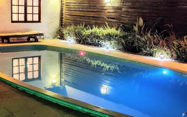 Esquina Apart Hotel