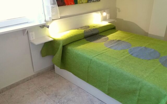 Oceanografic Arts beach center 46