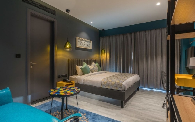 Hotel B Plus L