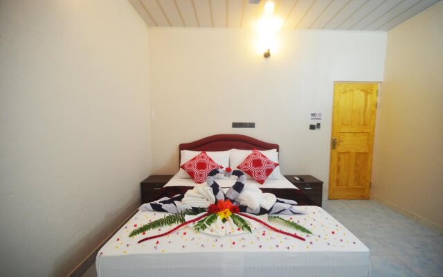 Evila Inn - Thoddoo
